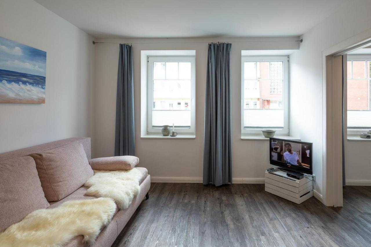 Bootshaus Villa Husum  Bagian luar foto