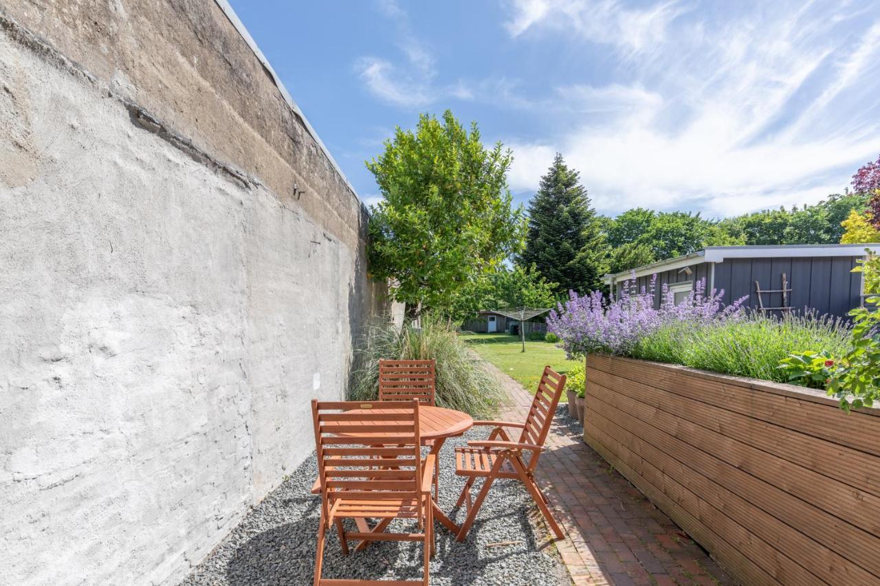 Bootshaus Villa Husum  Bagian luar foto